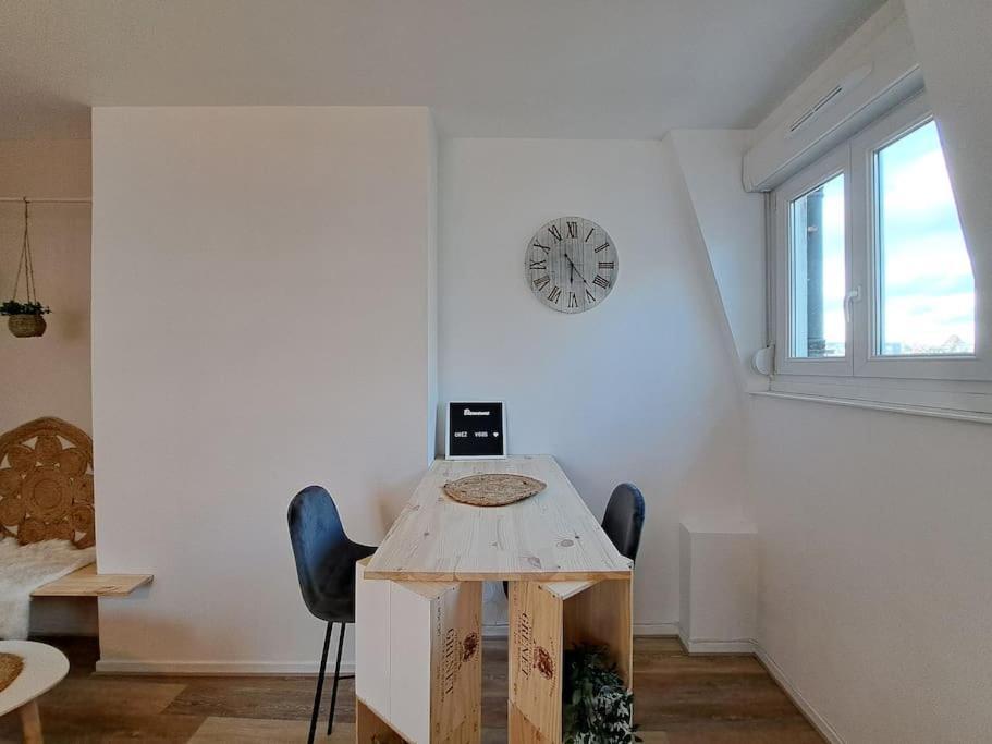 Apartamento Faro, Vue Sur La Cathedrale Reims Exterior foto