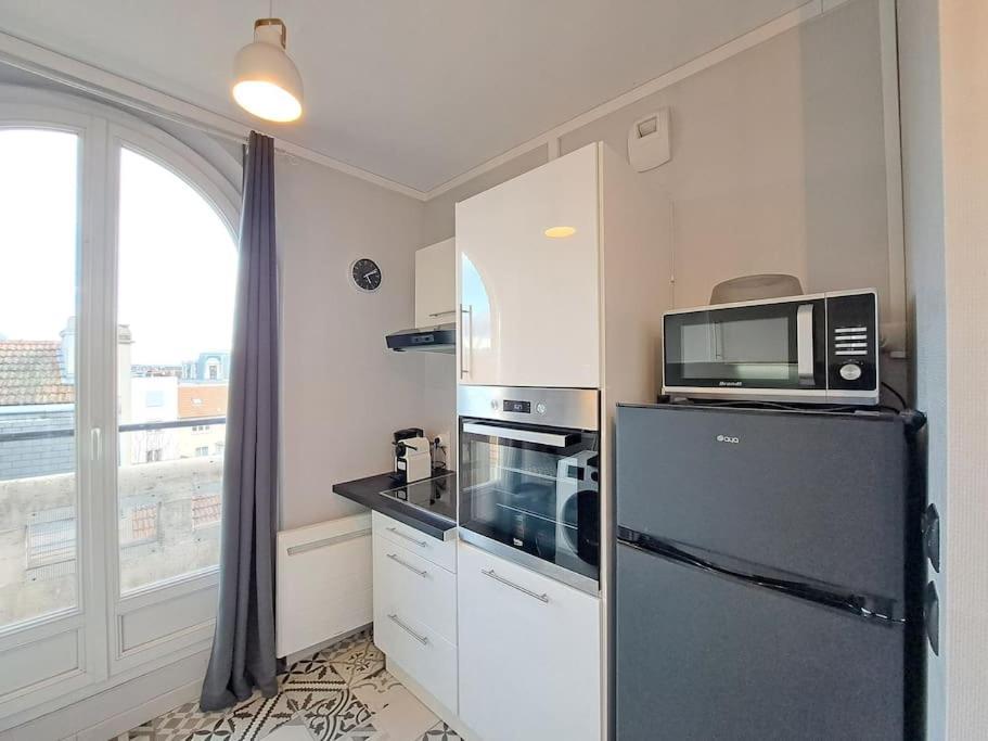 Apartamento Faro, Vue Sur La Cathedrale Reims Exterior foto